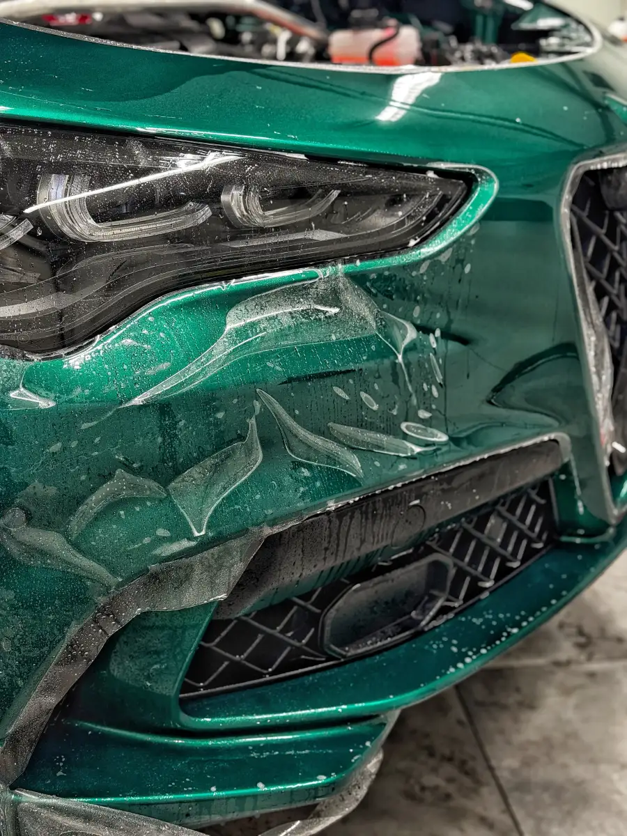 Alfa Romeo Stelvio Quadrifoglio - View 2