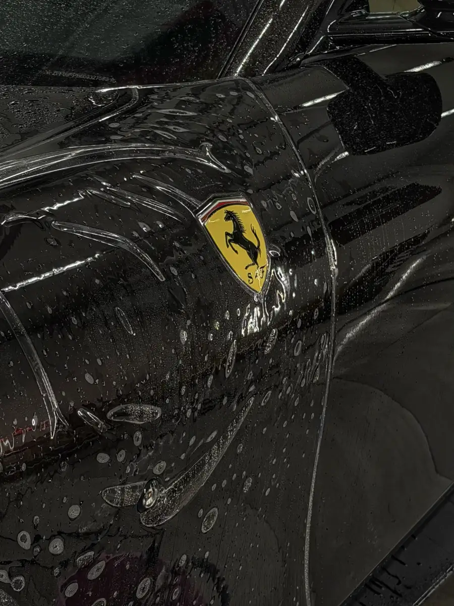 Ferrari Roma Spider - View 3