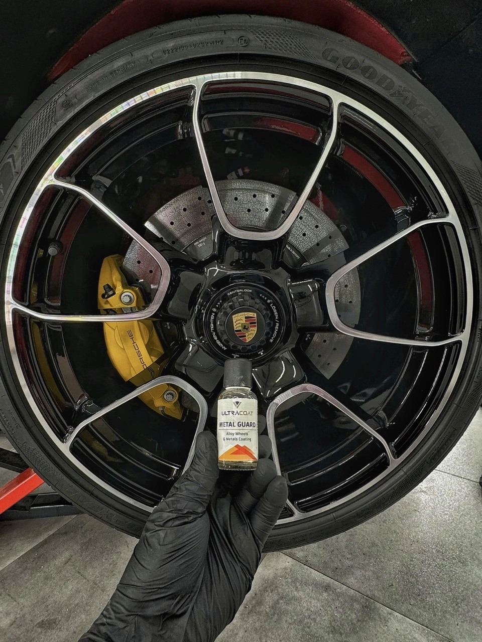 Porsche 911 Turbo S - View 9