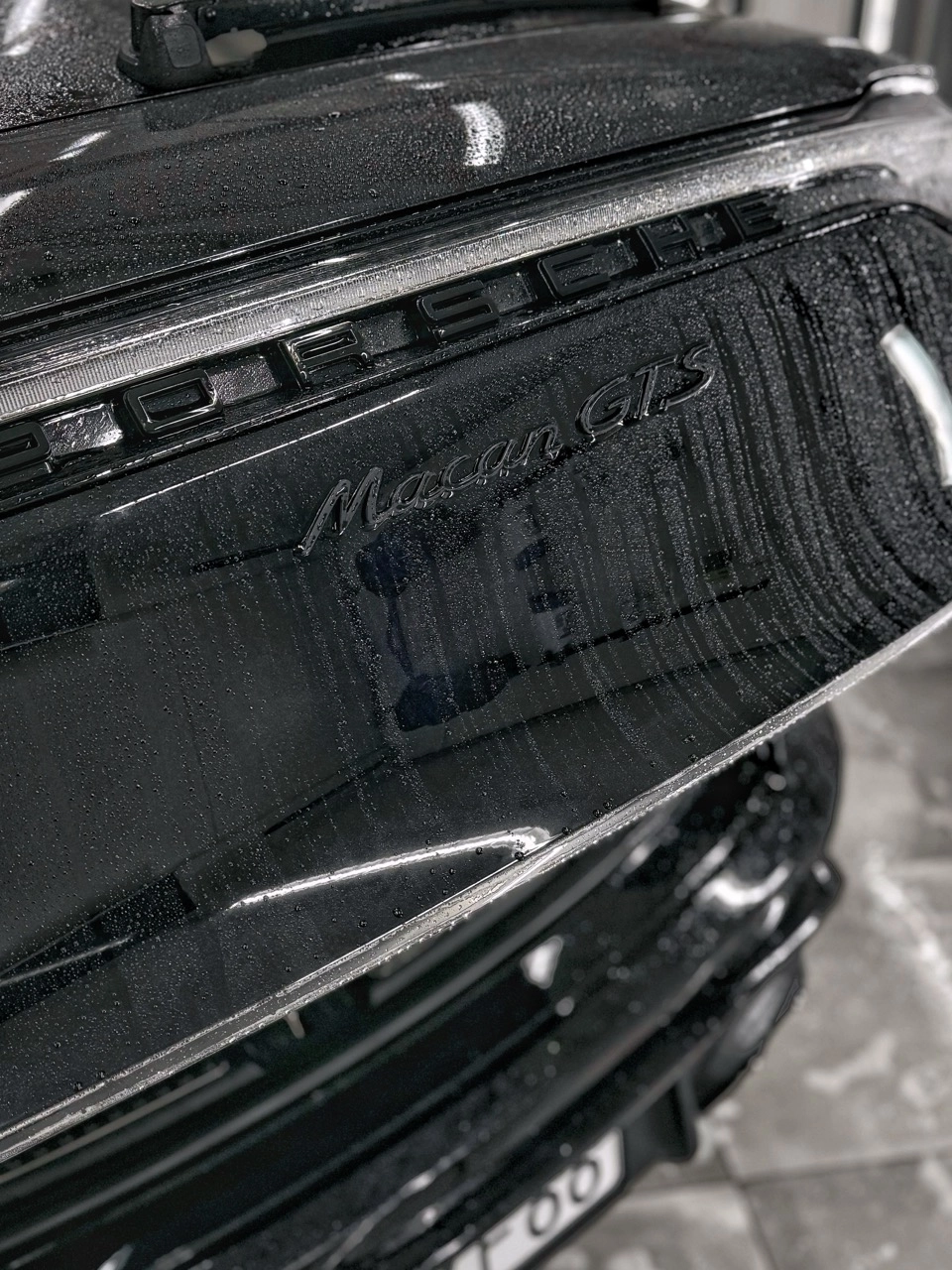 Porsche Macan GTS - View 2